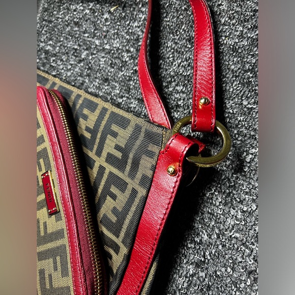 Fendi purse - Picture 10 of 17
